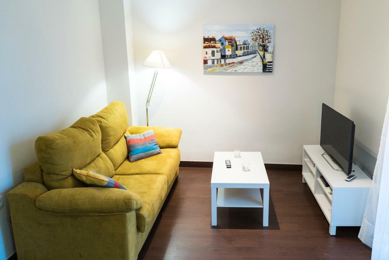 Apartamento Los Azahares Seville Luaran gambar
